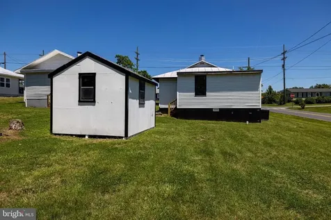522 Luray Avenue Luray VA 22835