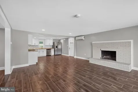 577 Pond Avenue Stanley VA 22851