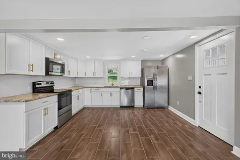 577 Pond Avenue Stanley VA 22851