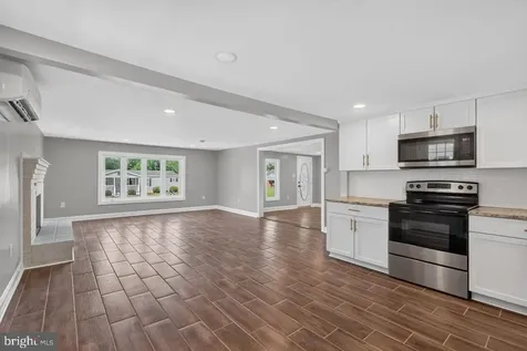577 Pond Avenue Stanley VA 22851