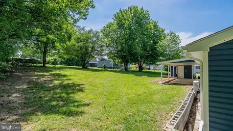 577 Pond Avenue Stanley VA 22851