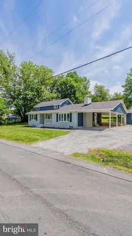577 Pond Avenue Stanley VA 22851