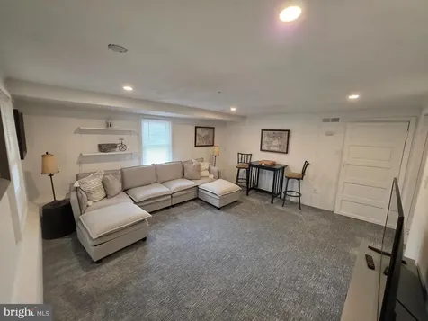 175 Court Street S Luray VA 22835