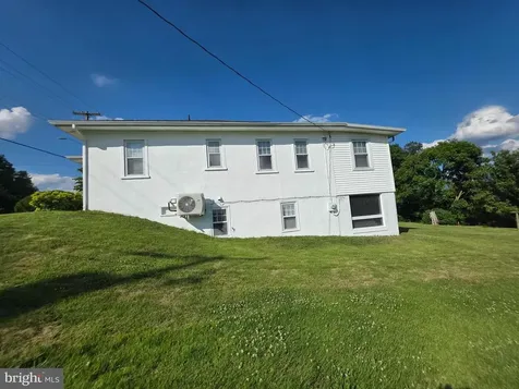 175 Court Street S Luray VA 22835