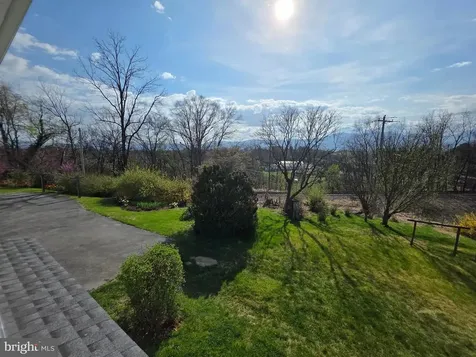175 Court Street S Luray VA 22835