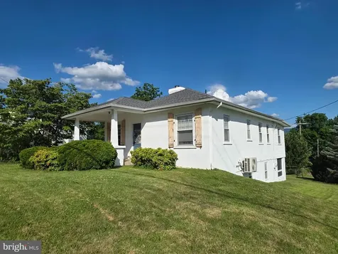 175 Court Street S Luray VA 22835