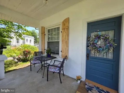175 Court Street S Luray VA 22835