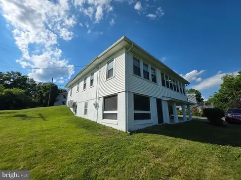175 Court Street S Luray VA 22835