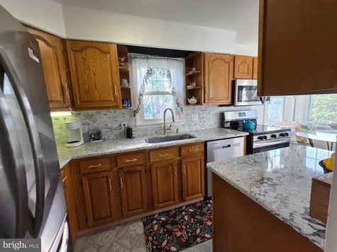 175 Court Street S Luray VA 22835
