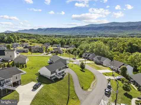 235 Locustdale Loop Shenandoah VA 22849