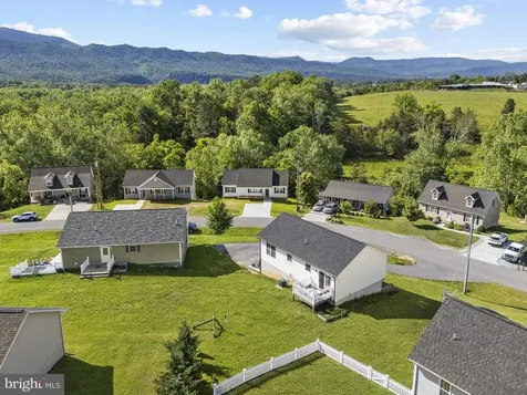 235 Locustdale Loop Shenandoah VA 22849