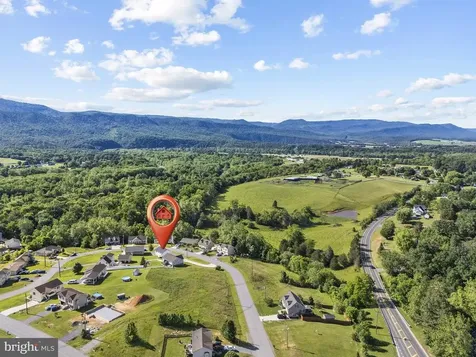 235 Locustdale Loop Shenandoah VA 22849