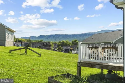 235 Locustdale Loop Shenandoah VA 22849