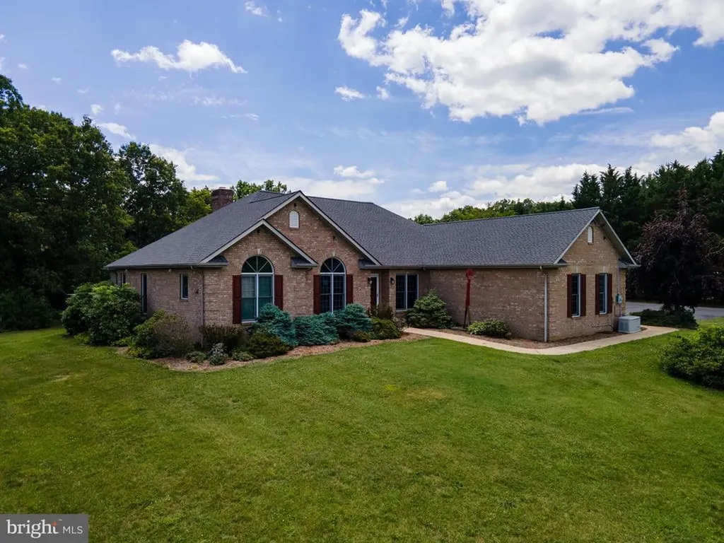 Luray VA, 825 Parkview Estates Road