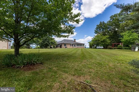 825 Parkview Estates Road Luray VA 22835