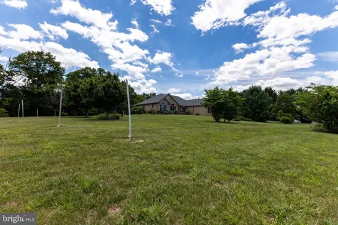 825 Parkview Estates Road Luray VA 22835