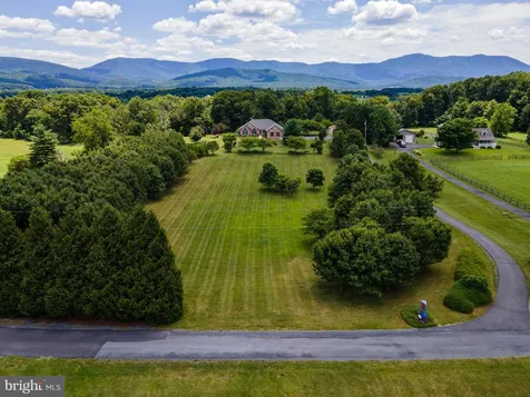 825 Parkview Estates Road Luray VA 22835