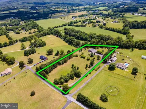 825 Parkview Estates Road Luray VA 22835
