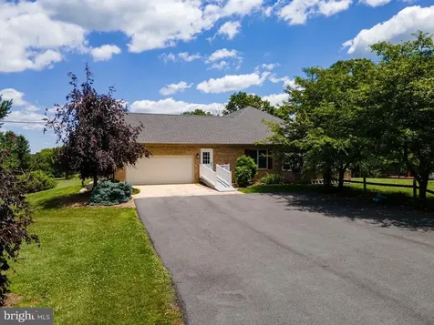 825 Parkview Estates Road Luray VA 22835