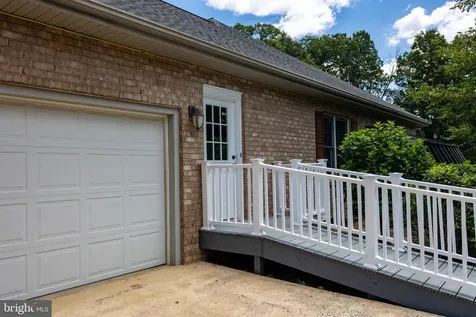 825 Parkview Estates Road Luray VA 22835