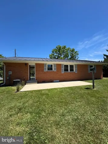 2 Springcrest Drive Luray VA 22835