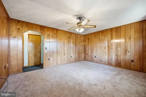 2275 Us Highway 211 W Luray VA 22835