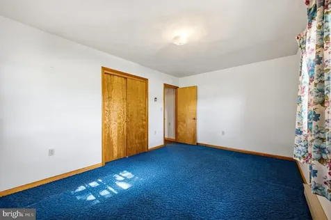 2275 Us Highway 211 W Luray VA 22835