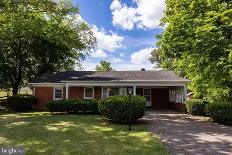2275 Us Highway 211 W Luray VA 22835