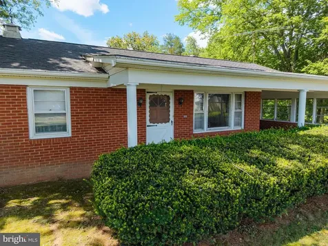2275 Us Highway 211 W Luray VA 22835