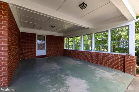 2275 Us Highway 211 W Luray VA 22835