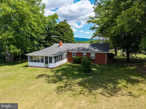 2275 Us Highway 211 W Luray VA 22835