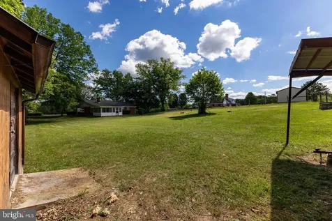 2275 Us Highway 211 W Luray VA 22835