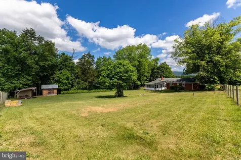 2275 Us Highway 211 W Luray VA 22835