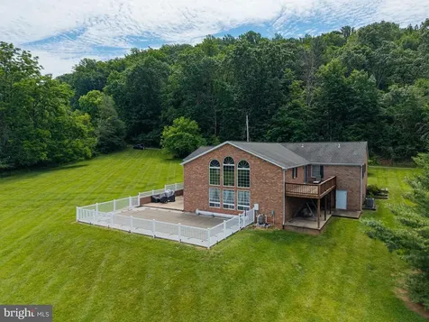 402 Lauck Lane Stanley VA 22851