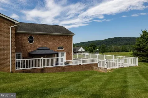 402 Lauck Lane Stanley VA 22851