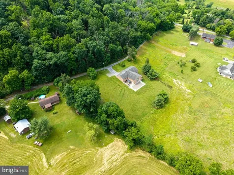 402 Lauck Lane Stanley VA 22851