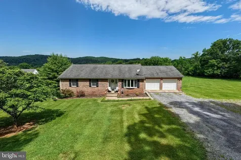 402 Lauck Lane Stanley VA 22851