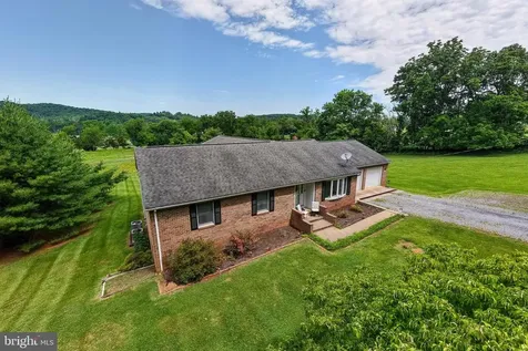 402 Lauck Lane Stanley VA 22851