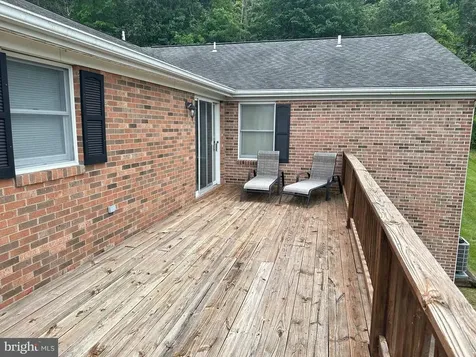 402 Lauck Lane Stanley VA 22851