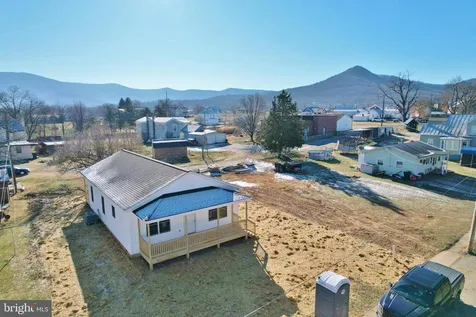 240 Deford Avenue Stanley VA 22851