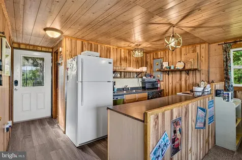 707 Overlook Drive Rileyville VA 22650