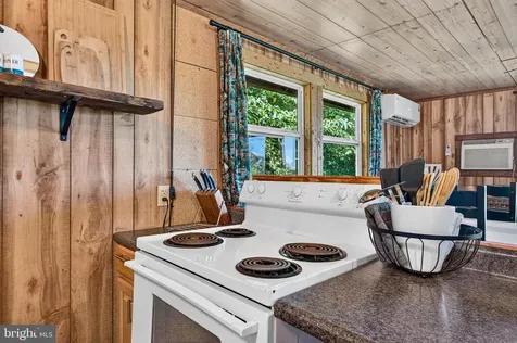 707 Overlook Drive Rileyville VA 22650