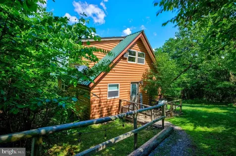 707 Overlook Drive Rileyville VA 22650