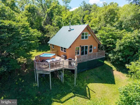 707 Overlook Drive Rileyville VA 22650