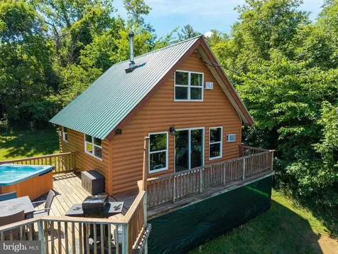 707 Overlook Drive Rileyville VA 22650