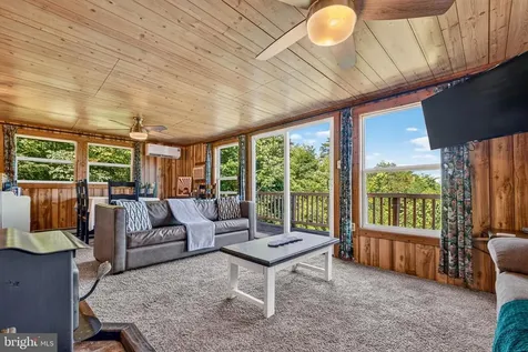 707 Overlook Drive Rileyville VA 22650