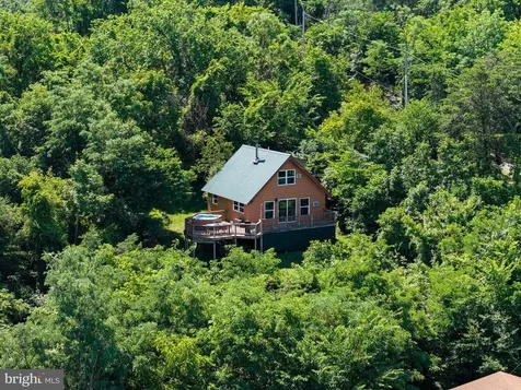 707 Overlook Drive Rileyville VA 22650