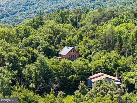 707 Overlook Drive Rileyville VA 22650