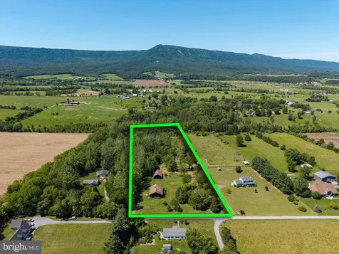 214 Mimosa Lane Luray VA 22835