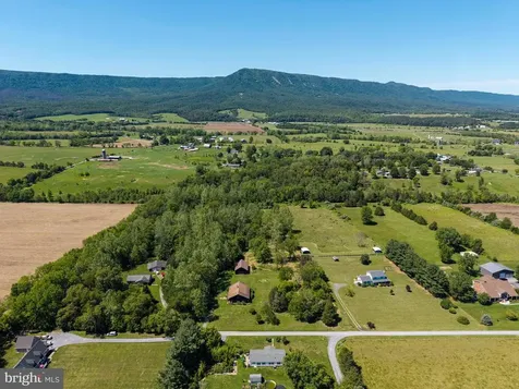 214 Mimosa Lane Luray VA 22835
